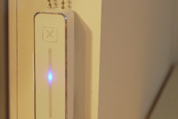 Image for article: There’s a Smart Home Device for Closing Your Blinds